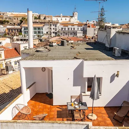 Downtown Rooftop 1 Bedroom Αλμπουφέιρα