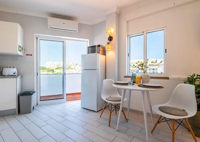 Downtown Rooftop 1 Bedroom Apartment